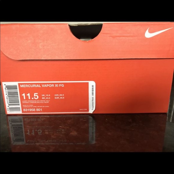 Mercurial Vapor XI FG Men’s 11.5 - Picture 6 of 6